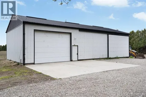 864 Mcnaughton Avenue East Chatham ON N7L 0E4