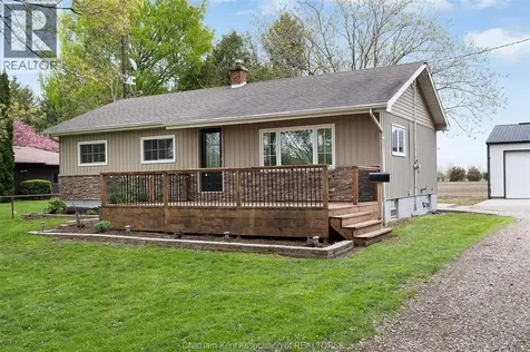 864 Mcnaughton Avenue East Chatham ON N7L 0E4