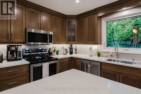 115 7th Avenue East Owen Sound ON N4K 2W8