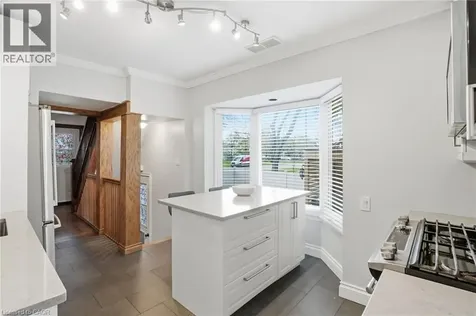 230 Beach Boulevard Hamilton ON L8H 6W1