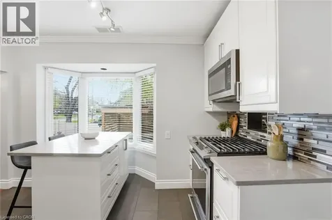 230 Beach Boulevard Hamilton ON L8H 6W1