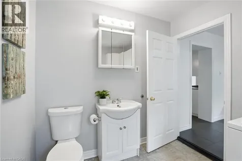 230 Beach Boulevard Hamilton ON L8H 6W1