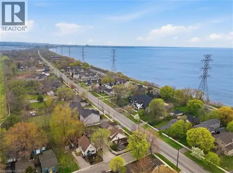 230 Beach Boulevard Hamilton ON L8H 6W1
