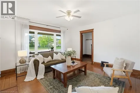 230 Beach Boulevard Hamilton ON L8H 6W1