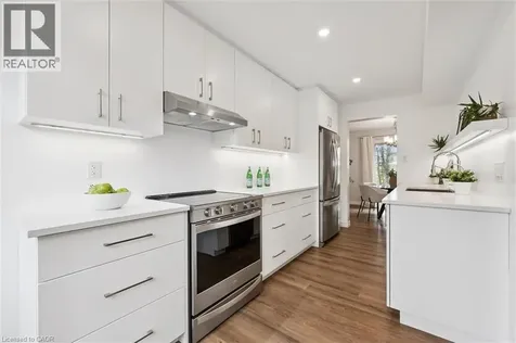 375 Kingscourt Drive Waterloo ON N2K 3N7