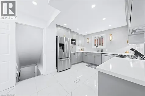 46 Novoco Drive Hamilton ON L9C 7E8