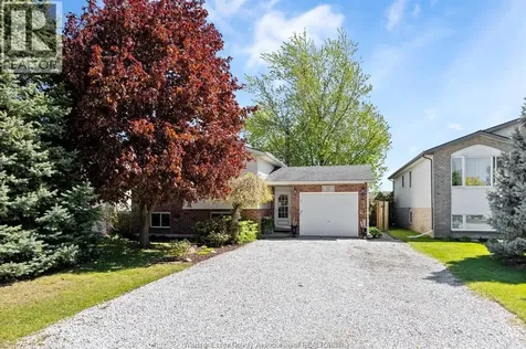 11 Azar Avenue Tilbury ON N0P 2L0