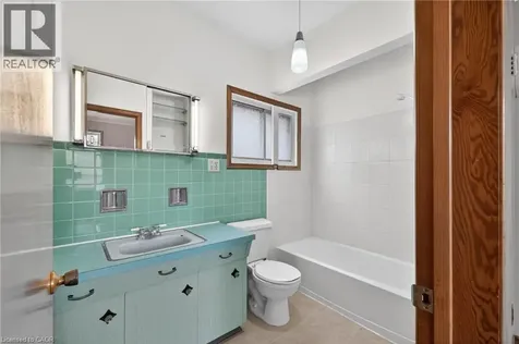 123 Elizabeth Street Guelph ON N1E 2X4