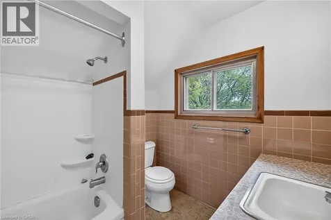 123 Elizabeth Street Guelph ON N1E 2X4