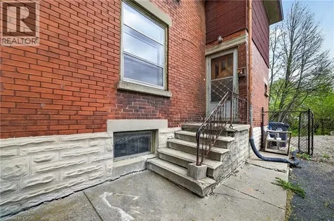 123 Elizabeth Street Guelph ON N1E 2X4
