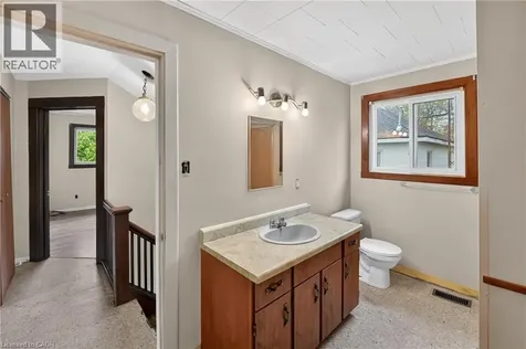 119 North Cayuga Street West Dunnville ON N1A 1P3