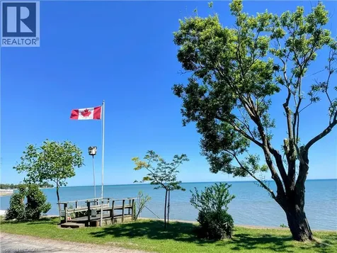 1323 Lakeshore Road Selkirk ON N0A 1P0