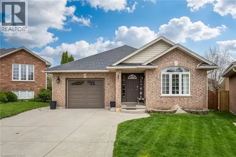 47 Hannah Crescent Hamilton ON L9B 2V4