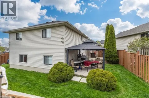 47 Hannah Crescent Hamilton ON L9B 2V4