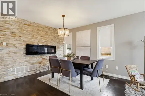 47 Hannah Crescent Hamilton ON L9B 2V4