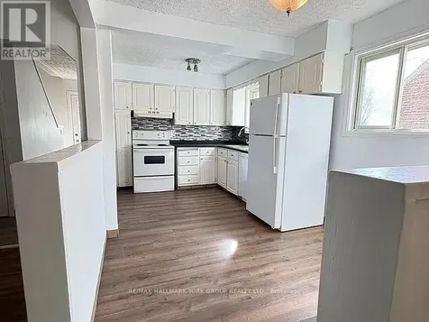 1308 Tilston Drive Windsor ON N9B 3C7