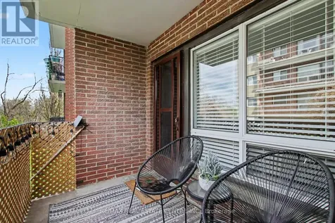 4 Avalon Place Kitchener ON N2M 4N6