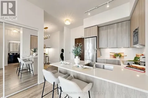 99 Eagle Rock Way Vaughan ON L6A 5A7