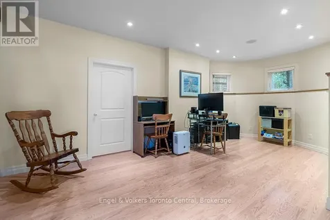 128 Buckingham Lane Meaford ON N0H 1B0