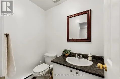 160 Fenerty Court Ottawa ON K2L 3A7