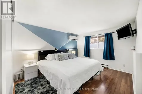 160 Fenerty Court Ottawa ON K2L 3A7