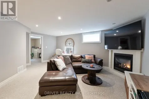 36 Spruce Street West Aylmer ON N5H 3J4