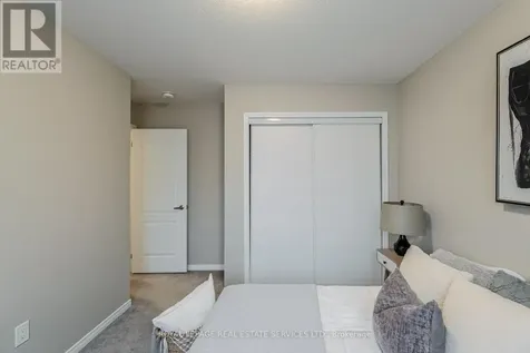 76 Cooke Avenue Brantford ON N3T 0S1