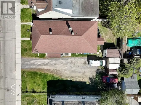 228 Carillon Street Ottawa ON K1L 5X8