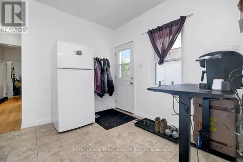 228 Carillon Street Ottawa ON K1L 5X8