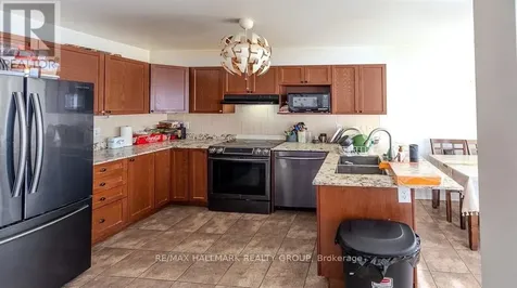 39 Chesapeake Crescent Ottawa ON K2J 0L5