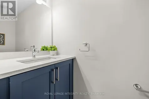 125 Attwell Private Ottawa ON K2K 0P6