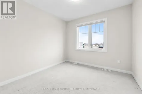 125 Attwell Private Ottawa ON K2K 0P6