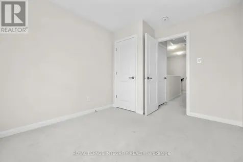 125 Attwell Private Ottawa ON K2K 0P6