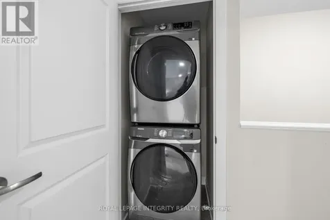 125 Attwell Private Ottawa ON K2K 0P6