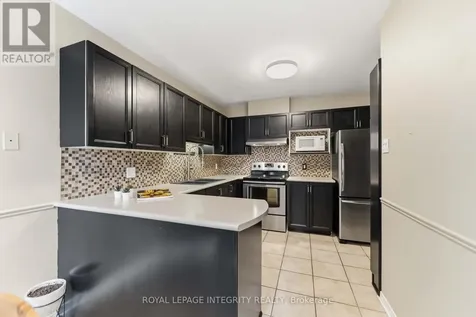 66 Eagleview Street Ottawa ON K2M 2S3