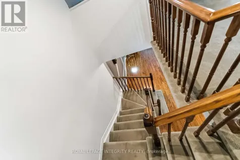 66 Eagleview Street Ottawa ON K2M 2S3