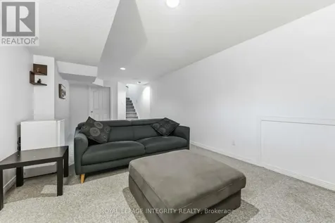 66 Eagleview Street Ottawa ON K2M 2S3