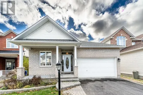 12 Maple Stand Way Ottawa ON K2G 6P4