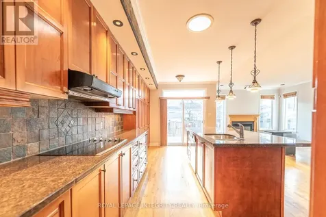12 Maple Stand Way Ottawa ON K2G 6P4