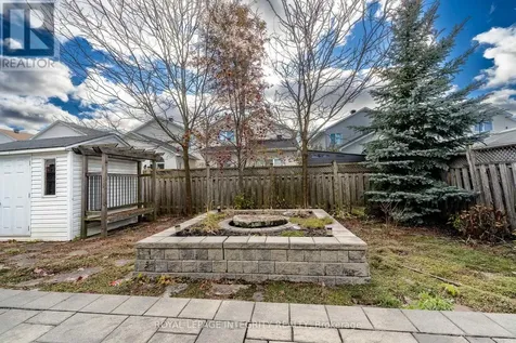 12 Maple Stand Way Ottawa ON K2G 6P4