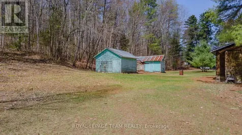 95 Lorbetskie Road Madawaska Valley ON K0J 1B0