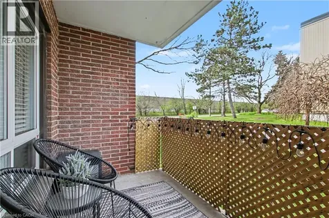 4 Avalon Place Kitchener ON N2M 4N6