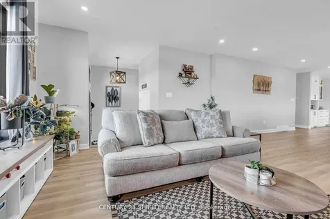 71 Dale Street South Stormont ON K0C 1M0