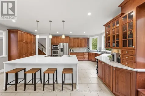 231 Ironstone Court Ottawa ON K2S 0L4