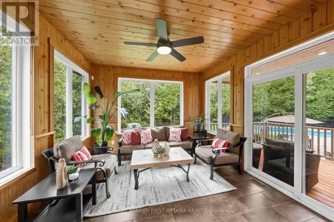 231 Ironstone Court Ottawa ON K2S 0L4
