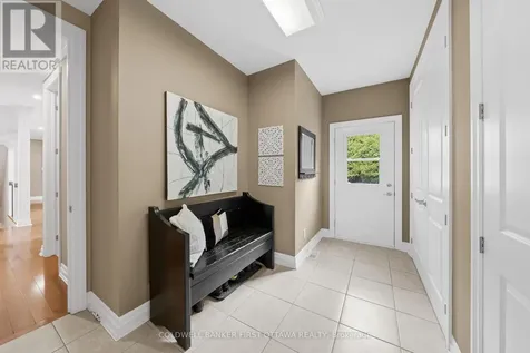 231 Ironstone Court Ottawa ON K2S 0L4