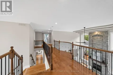 231 Ironstone Court Ottawa ON K2S 0L4
