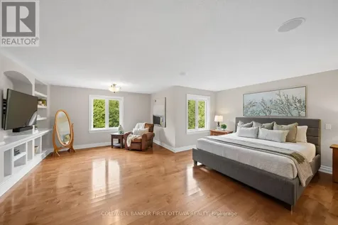 231 Ironstone Court Ottawa ON K2S 0L4