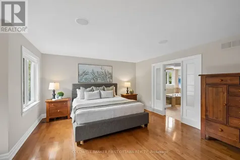 231 Ironstone Court Ottawa ON K2S 0L4