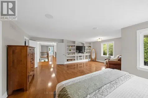 231 Ironstone Court Ottawa ON K2S 0L4